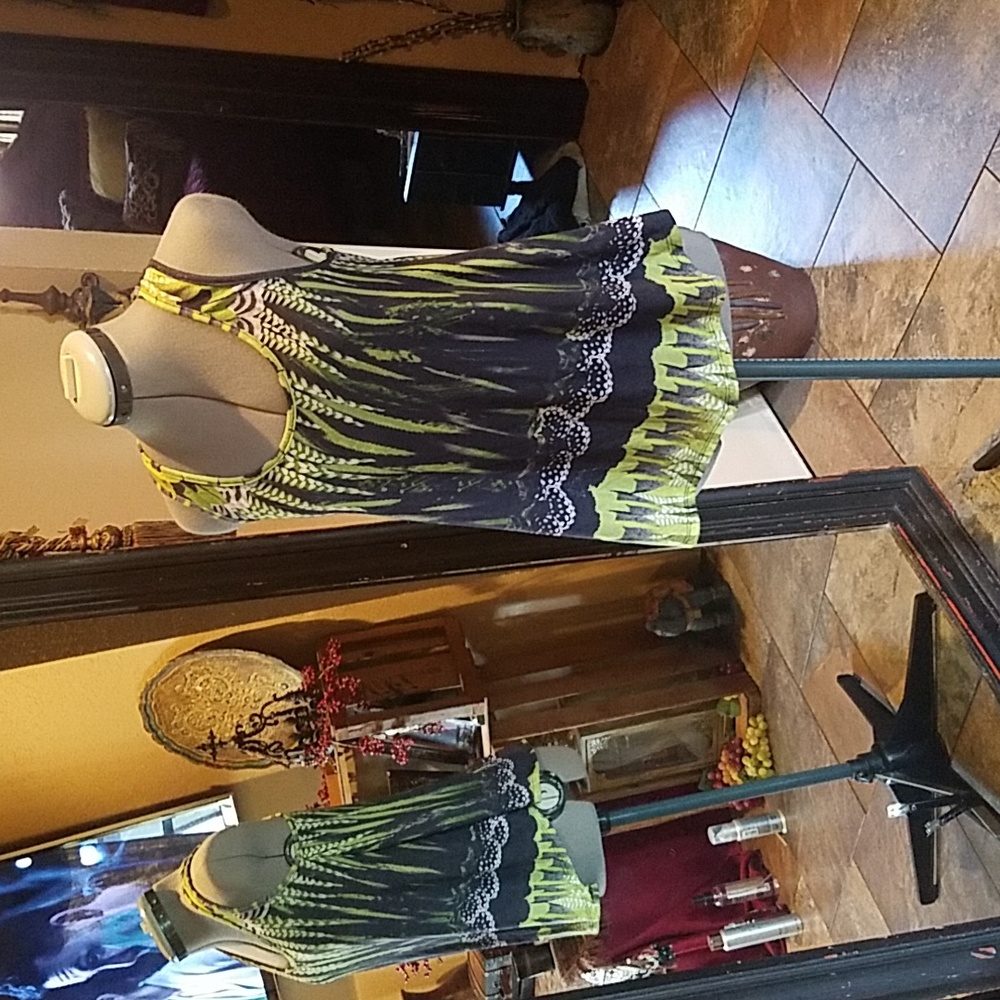 Rue21 Feather Print Racerback Tank Top